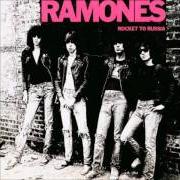 Le texte musical ROCKAWAY BEACH de RAMONES est également présent dans l'album Rocket to russia (1977)