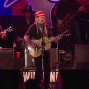 Le texte musical UNDER THE DOUBLE EAGLE de WILLIE NELSON est également présent dans l'album Live at billy bob's texas (2004)