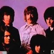 Le texte musical HELP de DEEP PURPLE est également présent dans l'album Shades of deep purple (1968)